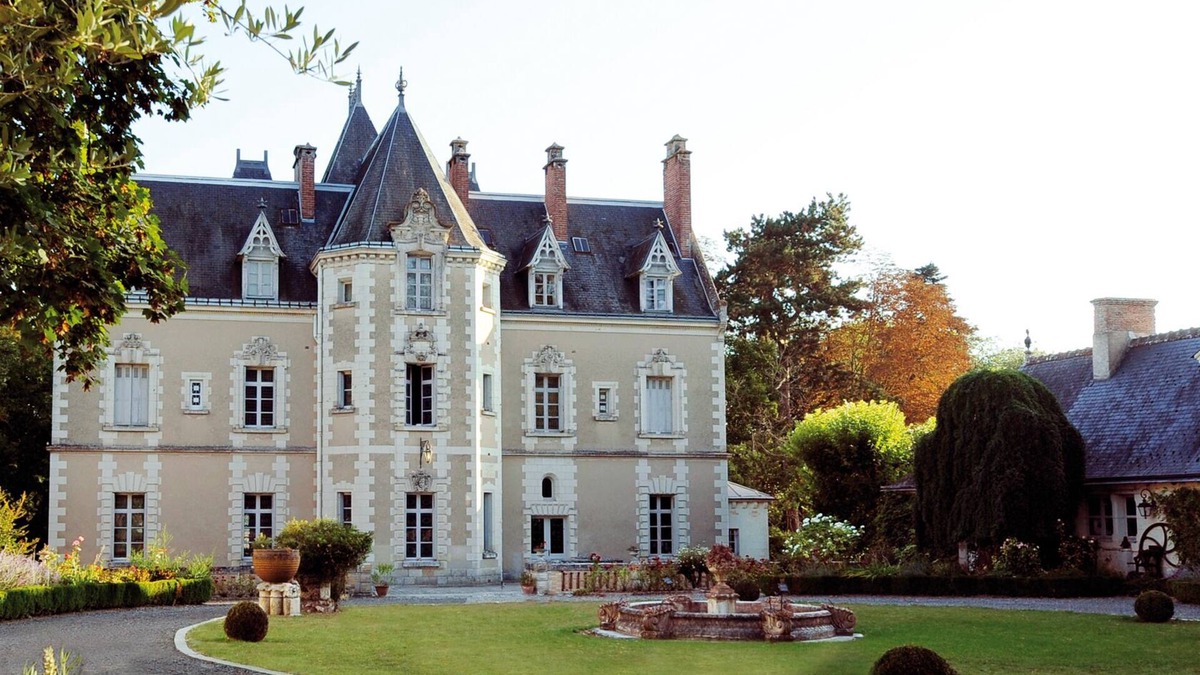 Blere Cottage | "La Maison du Boulanger", Château de Fontenay, 17 Ha Park with Swimming Pool and