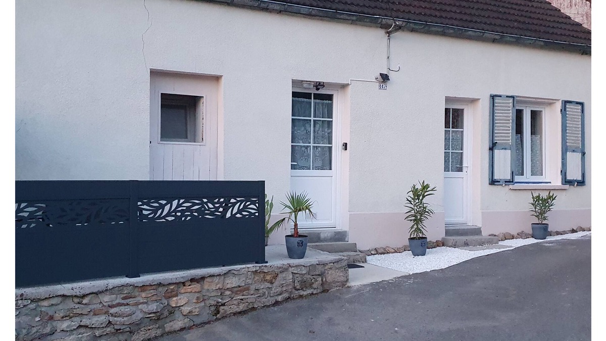 Bonneuil-en-Valois House | La Maison du Druide