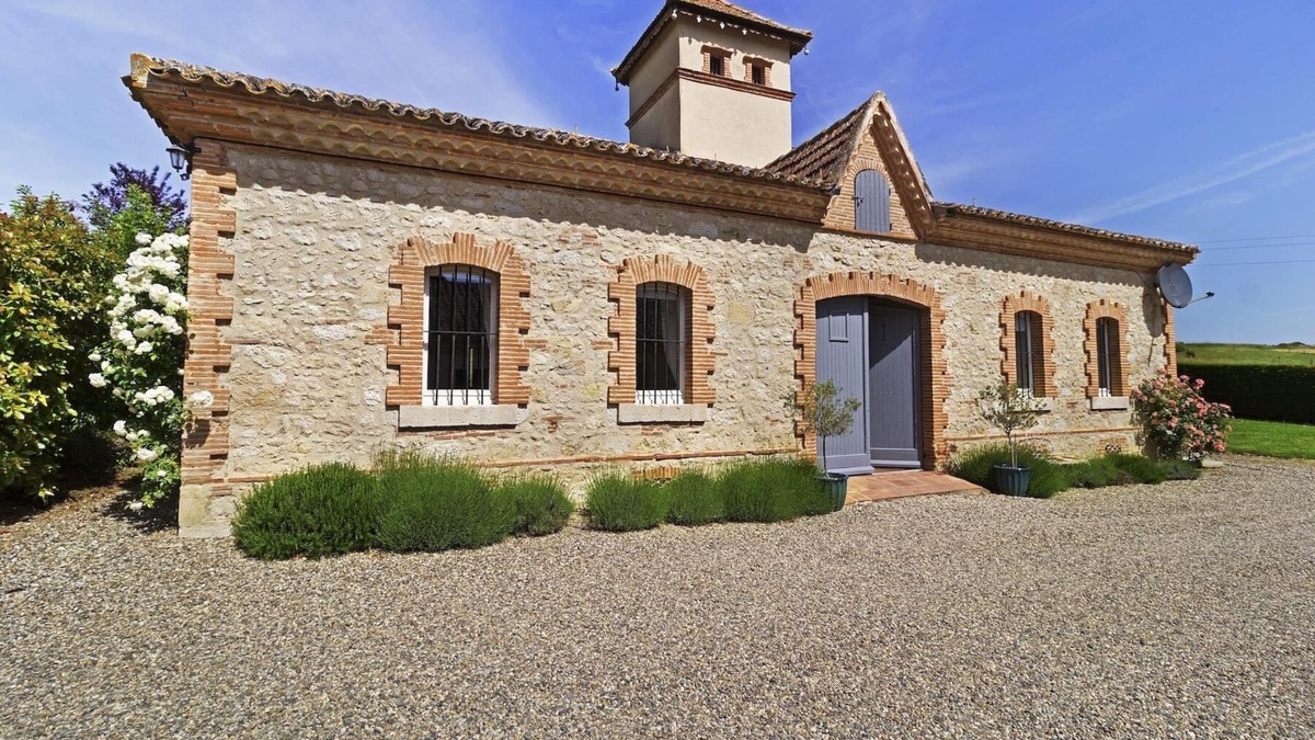 Auvillar House | La Maison du Soleil- Le Farat