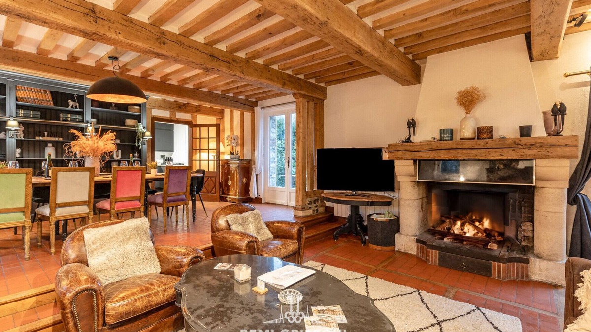 Barneville-la-Bertran Villa | La Maison de la Corniche – Enjoy an Authentic Stay in Normandy - 8 Pax