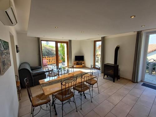 Serrieres-en-Chautagne House | La Maison Lhaaa !