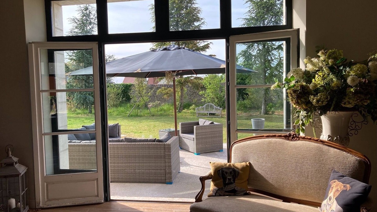 Mulsans House | La Maison Grande: Magnifique Corps de Ferme de 700m2 Entièrement Rénové, 14 Pers