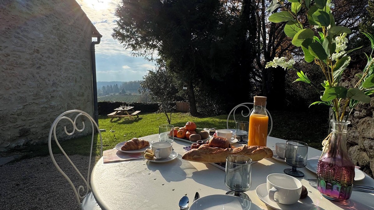 Naujan-et-Postiac Villa | La maisonnette d'Émilion