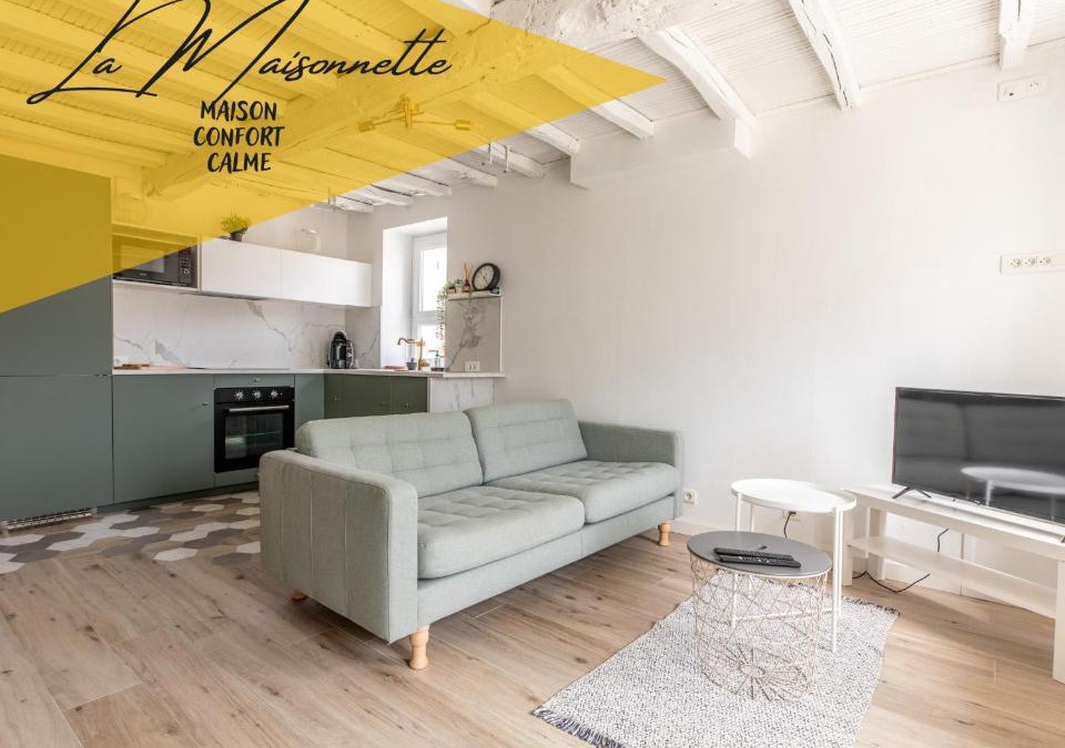 Lezoux Apartment | La Maisonnette - Confort & Calme
