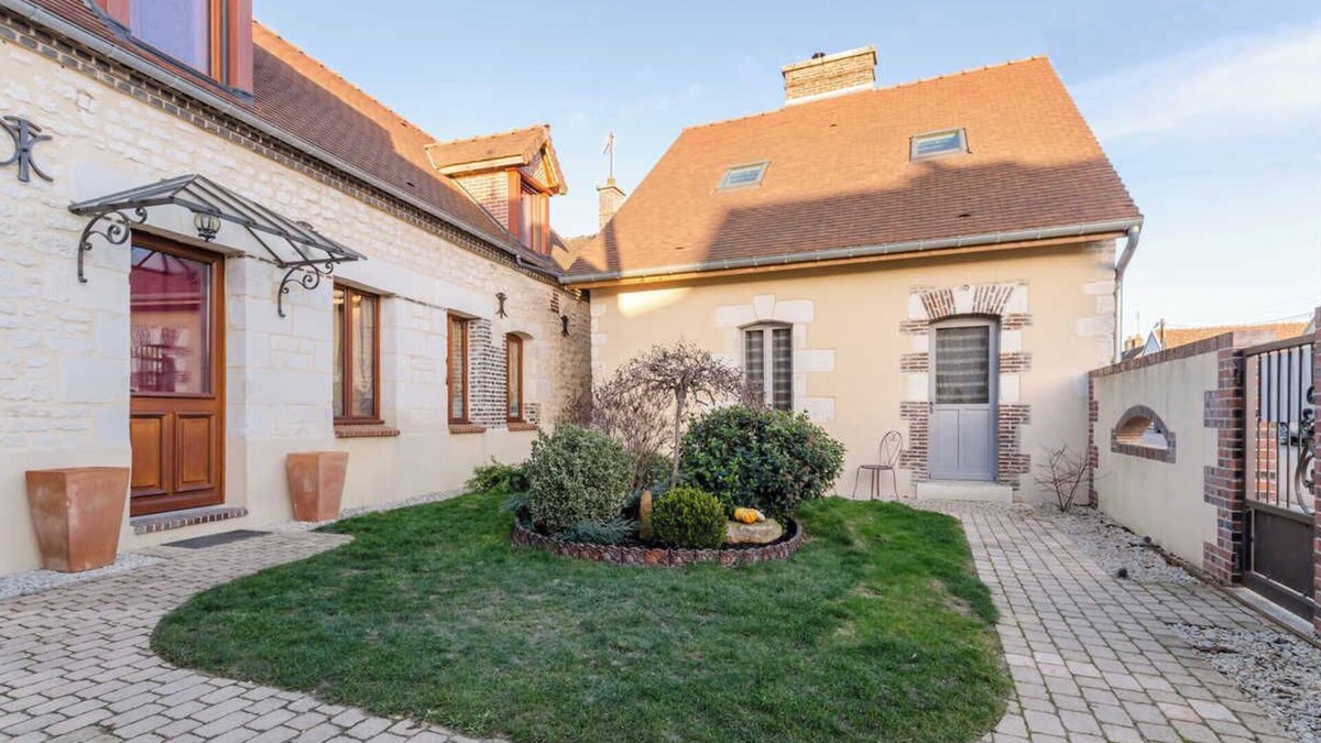 Estissac House | La Maisonnette - Estissac