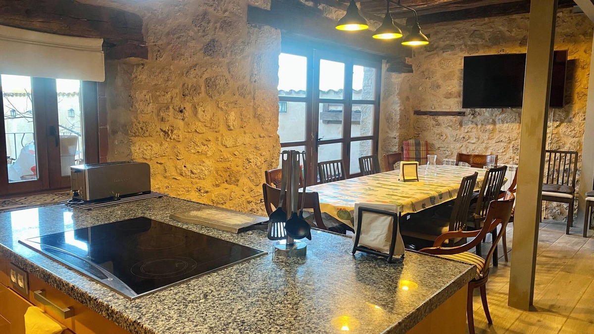 Mambrilla de Castrejon Cottage | La Mambla de la Ribera. Where nature and tranquility meet.