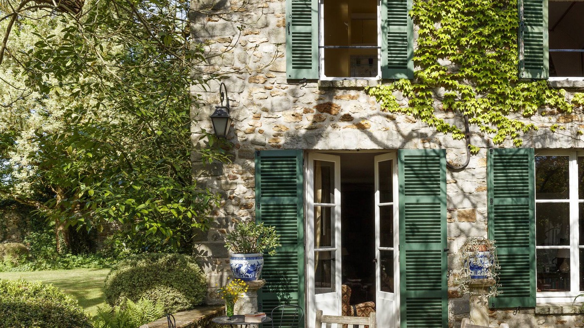Saint-Martin-en-Biere House | La Marcotte, magnificent garden and swimming pool