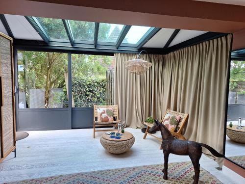 Saint-Joachim Hotel | La Mare aux Oiseaux, The Originals Collection