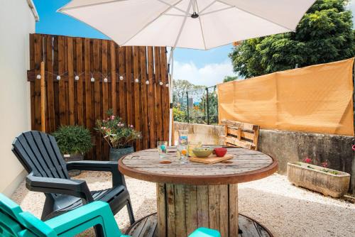 Voiron House | La Margotte Fibre Terrasse