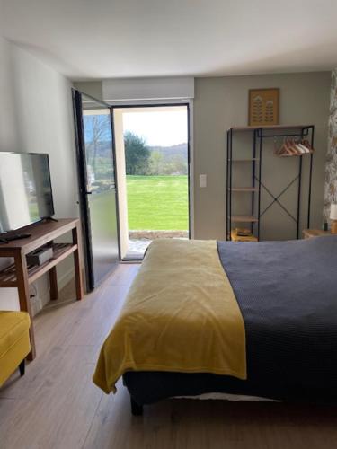 Saint-Martin-sur-Oust Apartment | La Martinière