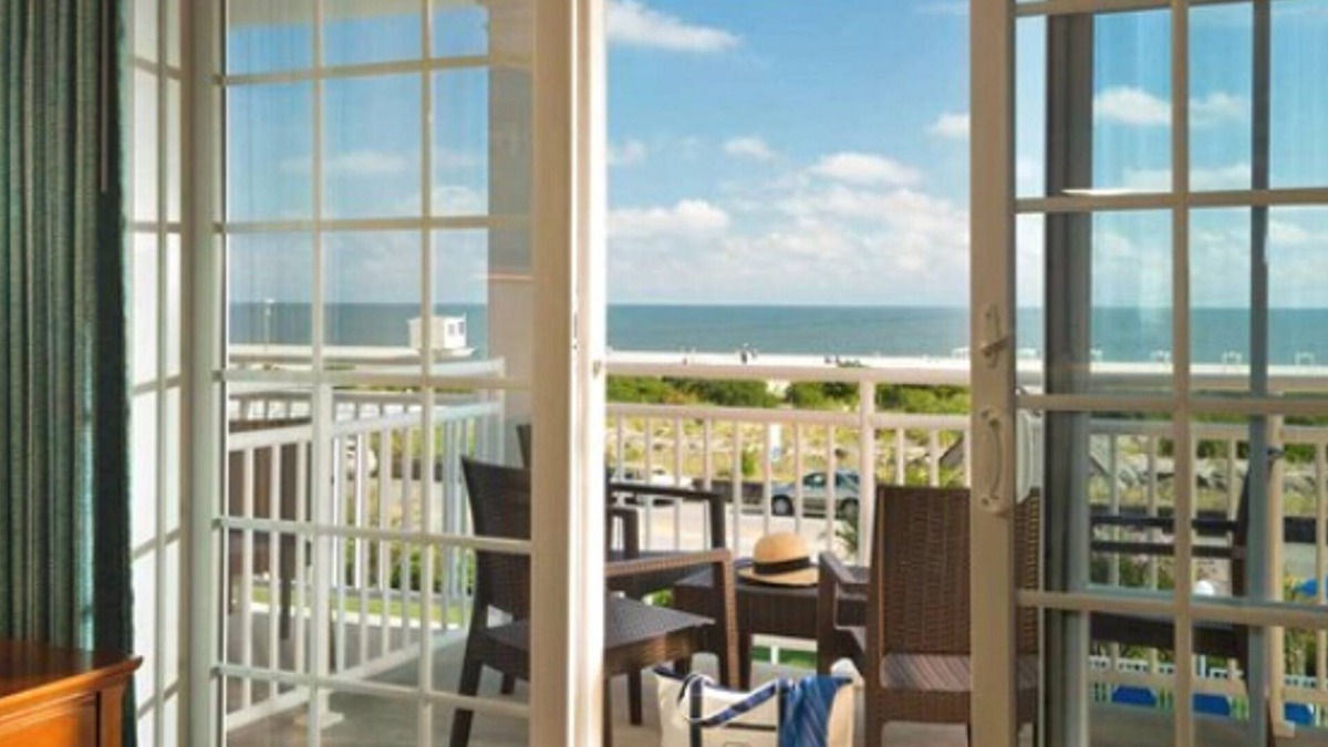 Cape May Hotel | La Mer Beachfront Resort