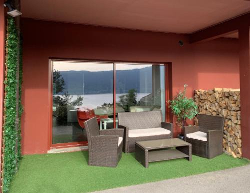Veyrier-du-Lac Apartment | La Merle