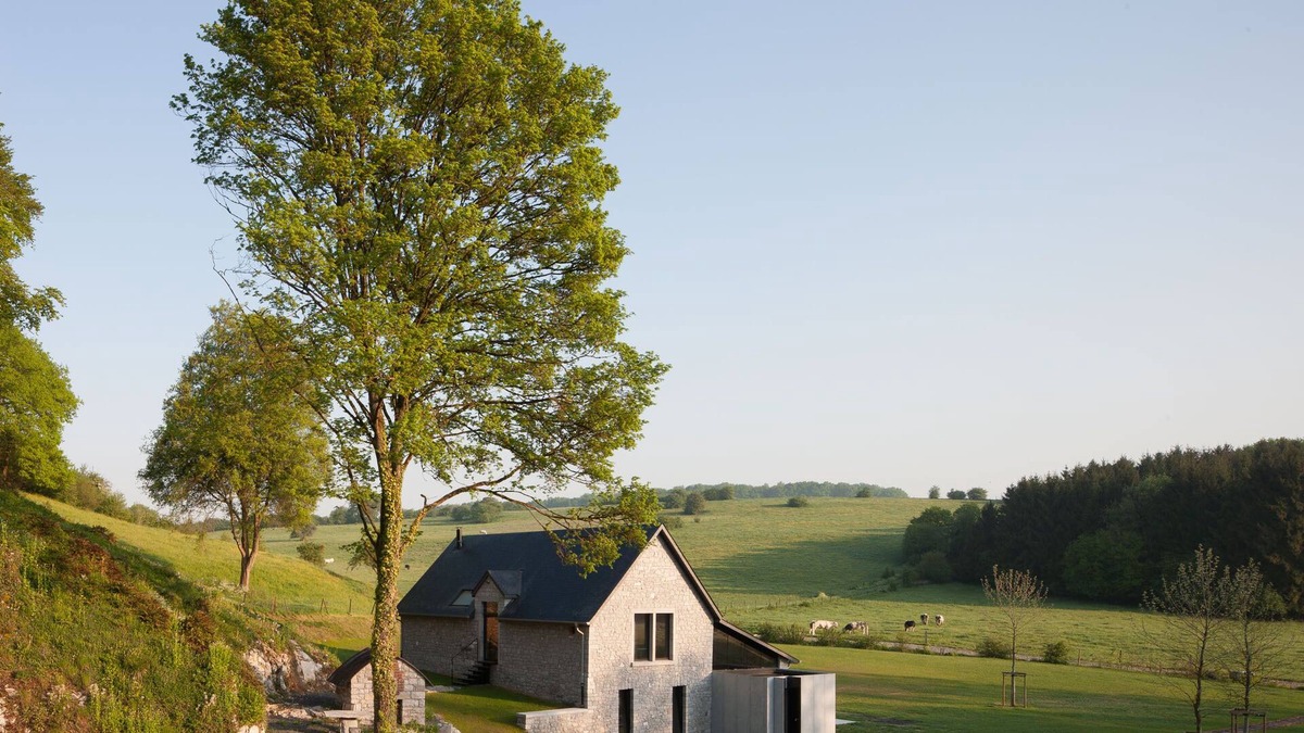 Anhee Cottage | La Micheline, isolated design house with view over the fields, closed to Dinant, Na