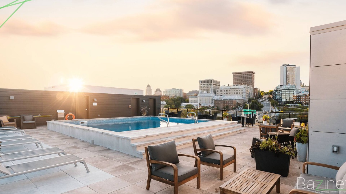Vieux-Quebec-Cap-Blanc-colline Parlementaire Apartment | La Montmorency | BBQ & pool | Office & wifi