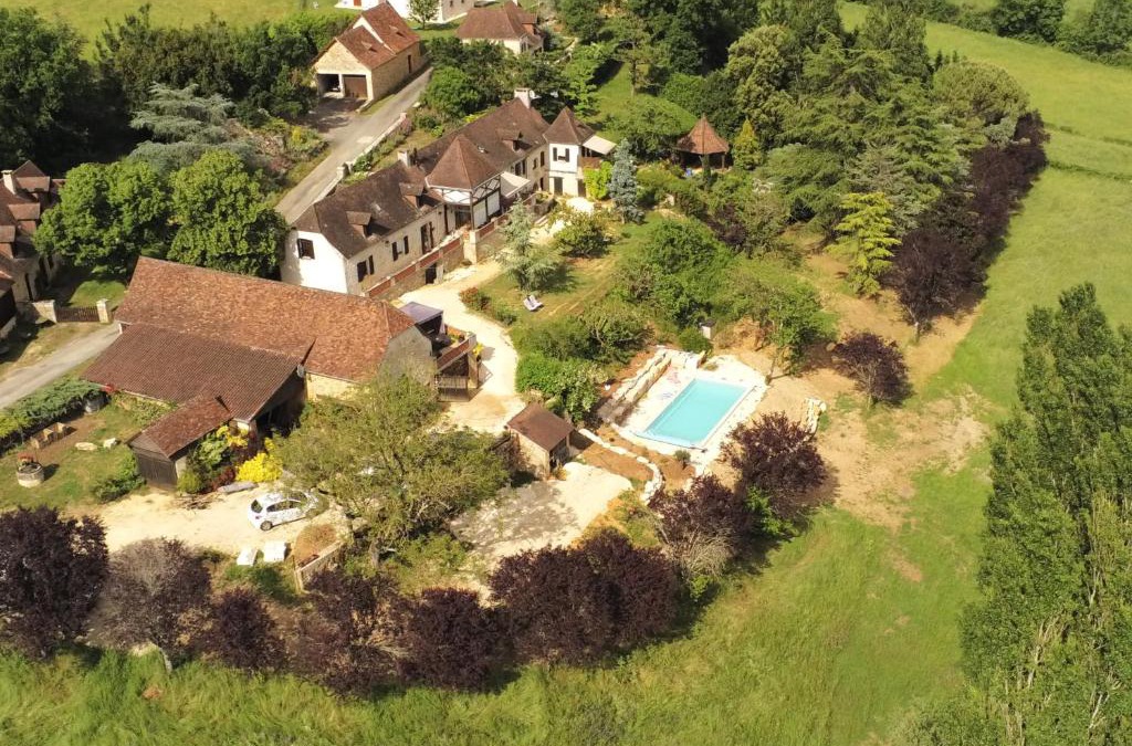 Azerat House | La Nature des Sens - Gîte les Cèdres