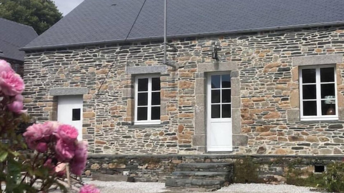 Surtainville House | La P'tite Ferme