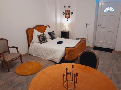 Dun-le-Palestel Apartment | La Paloma 2
