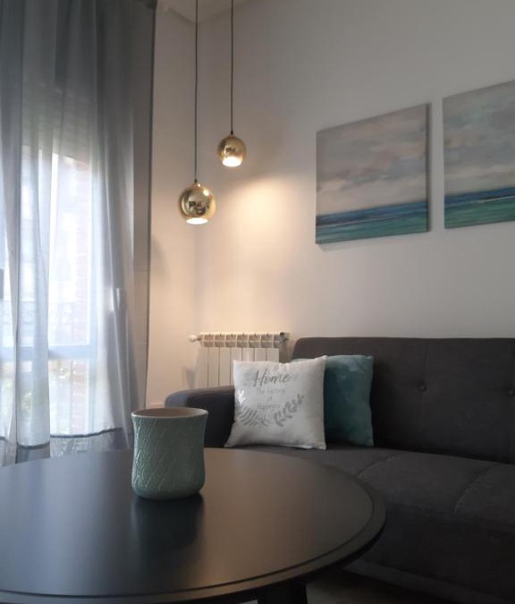 El Gancho Apartment | La parada de Conde Aranda