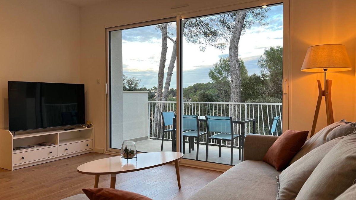 Saint-Clement-de-Riviere Apartment | La Pascaline, Appt 47m² 1er Étage Avec Belle vue