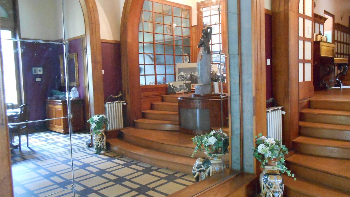 Abrest House | La Passagère