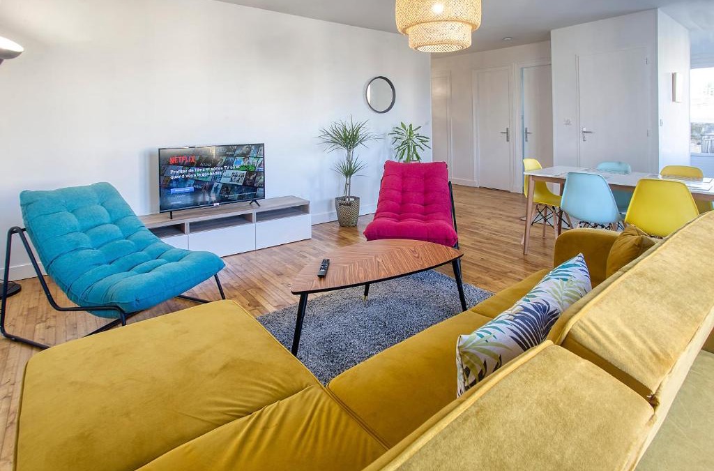 Angouleme Apartment | La Pause Douce Cosy à Angoulême - Confort, Lumière et Espace