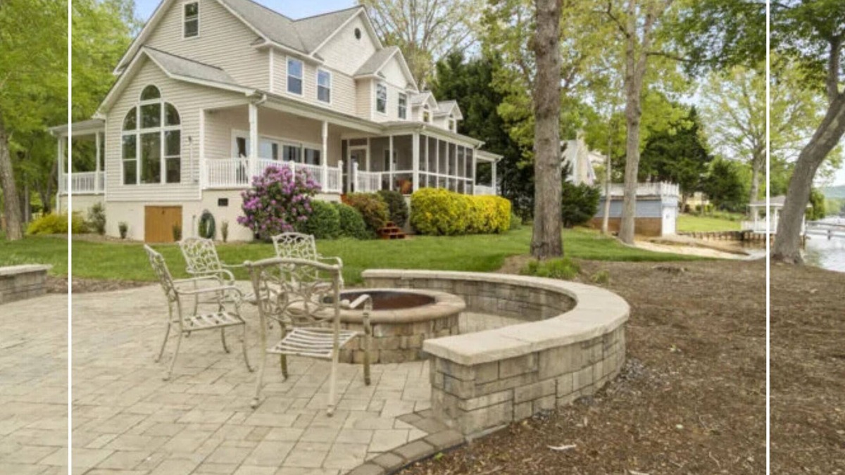 Bethlehem House | La Peninsule Scenic Home within a quiet neighborhood