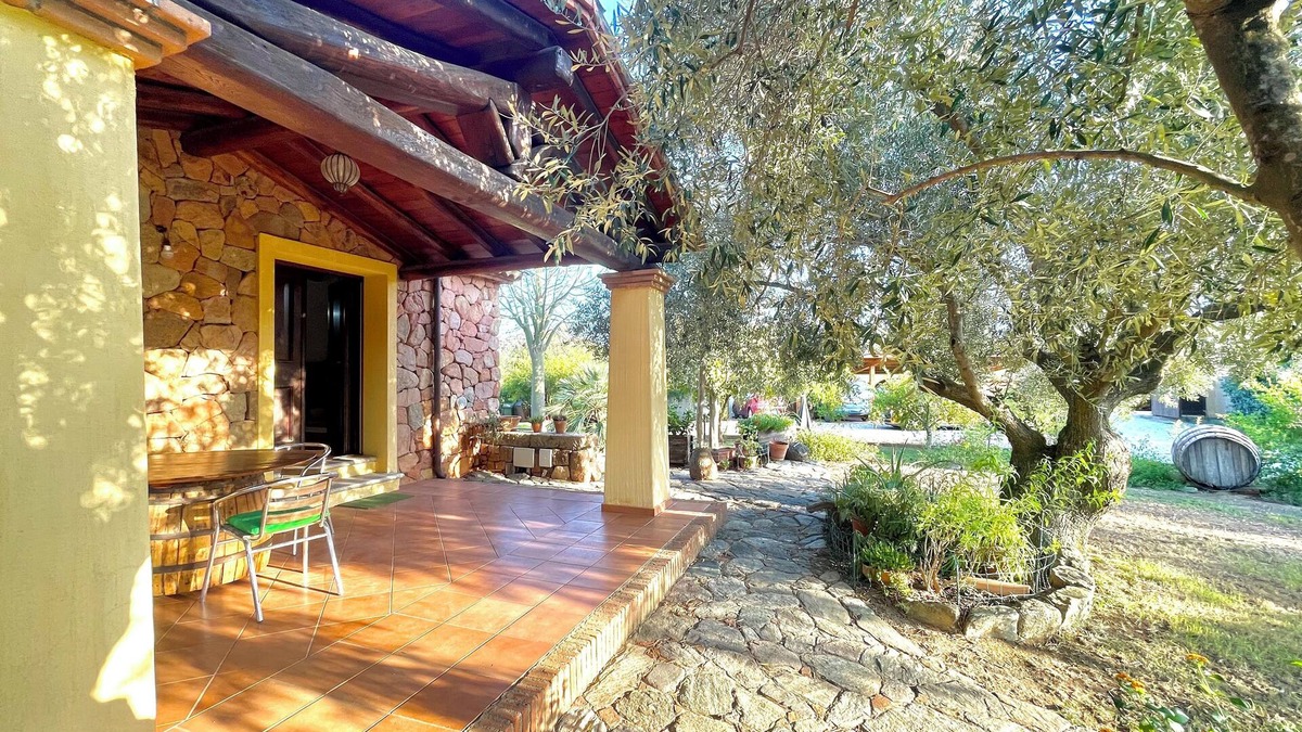 Jerzu Apartment | " La Pergola Deluxe "
