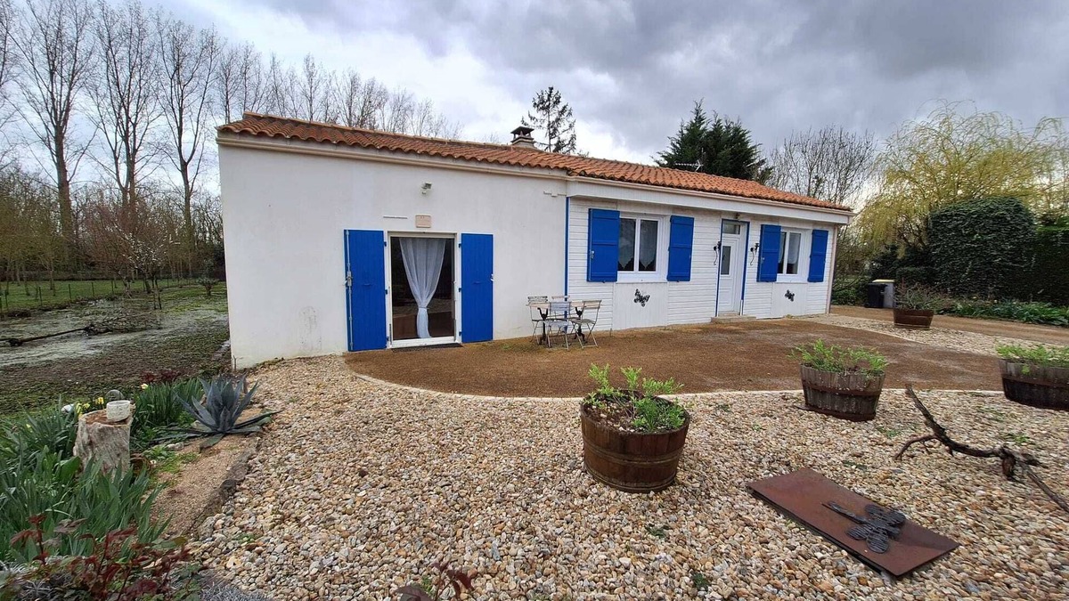 Maille House | La Petite Cabane au Coeur du Marais Poitevin