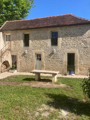 LIsle-sur-Serein House | La petite Chapelle