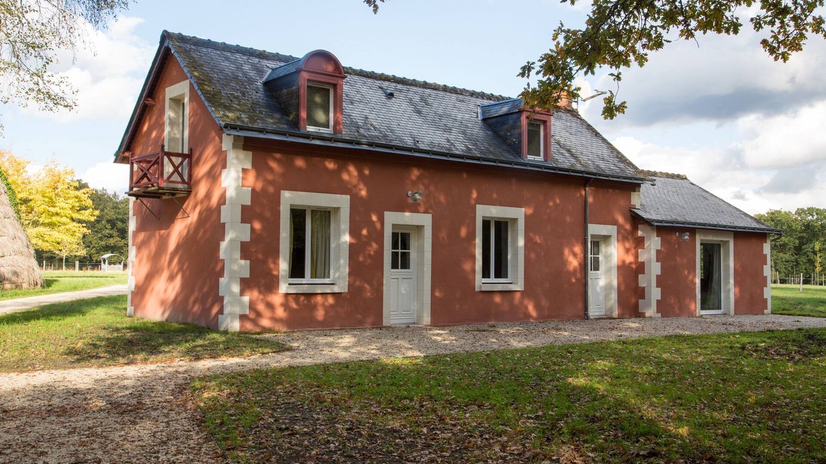 Ambillou House | La Petite Girardière - Family gîte for 6 people