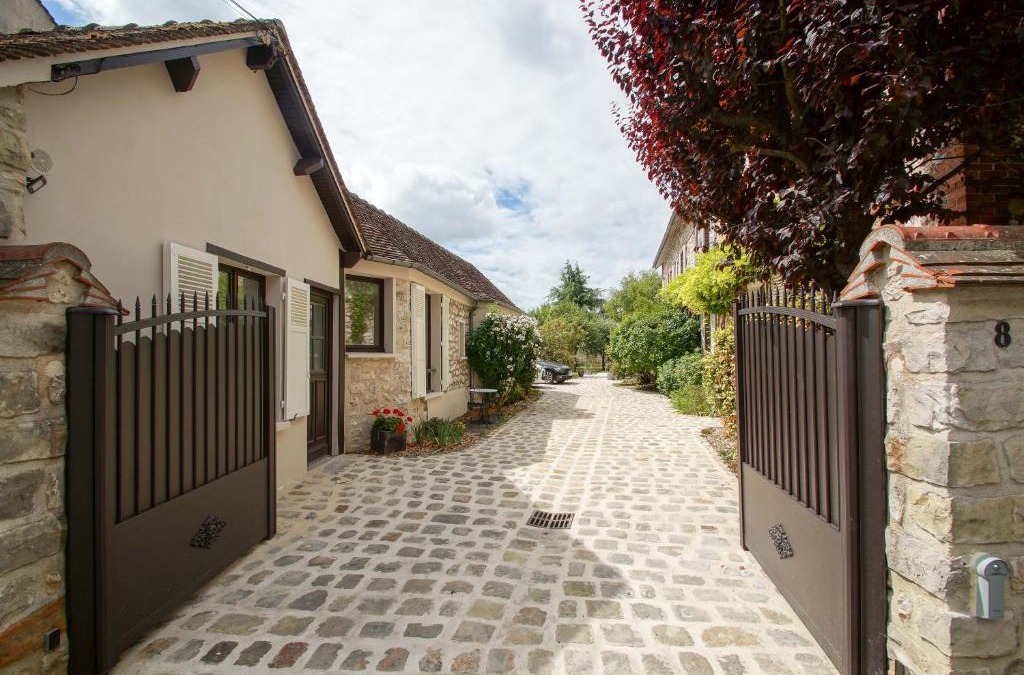 Moret-sur-Loing House | La Petite Madame
