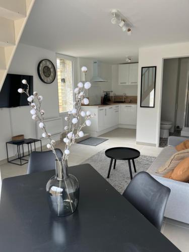 Glomel House | La petite maison de Kerguiniou