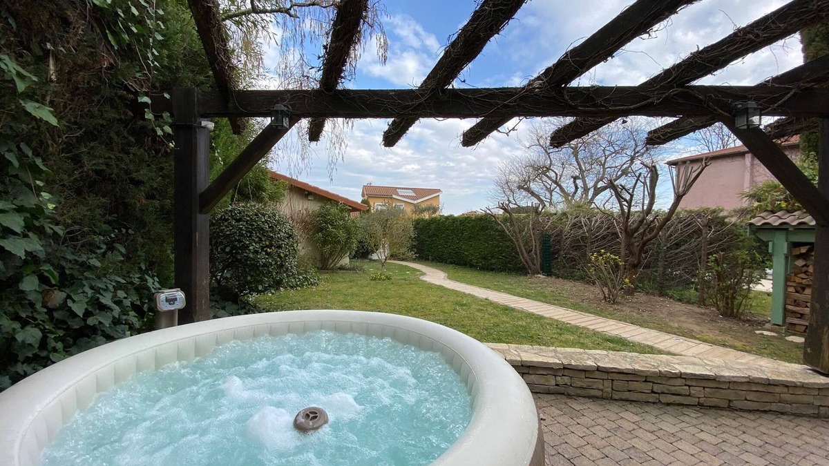 Charly House | La Petite Maison - Vacation rental in Charly