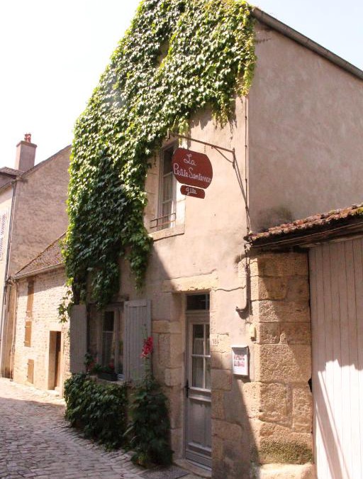 Noyers-sur-Serein House | La Petite Sentence de Noyers