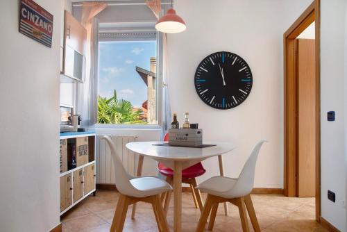 Germignaga House | La Piazzetta