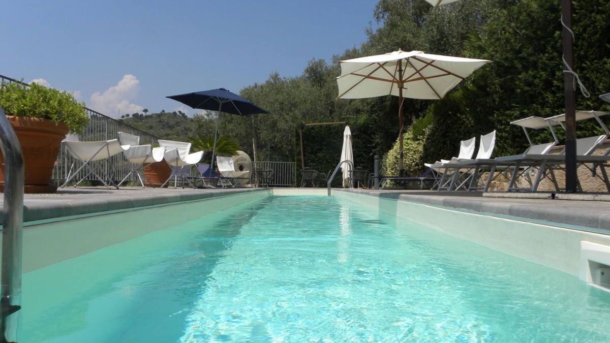 Civezza House | La Piazzetta suitable 4/5 people with pool.n