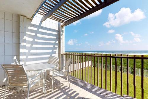 South Padre Island Apartment | La Playa Condominium 209