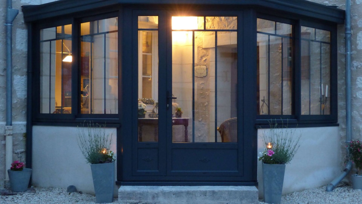 Blere House | La Pomélie