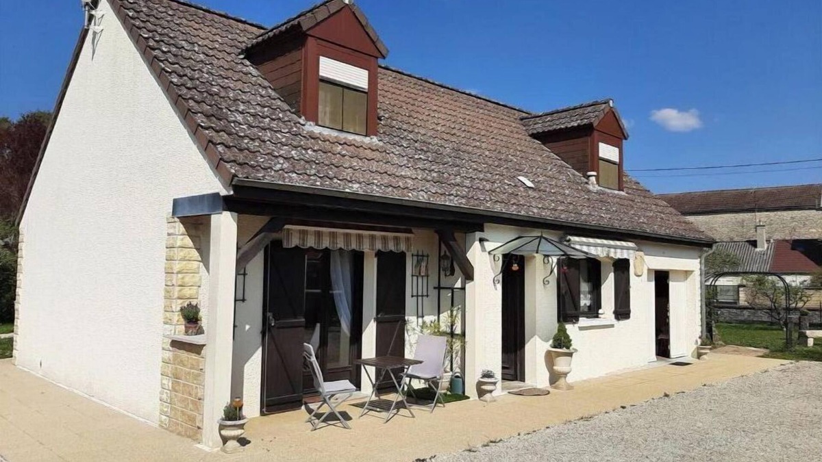Ancy-le-Libre House | La Poulette