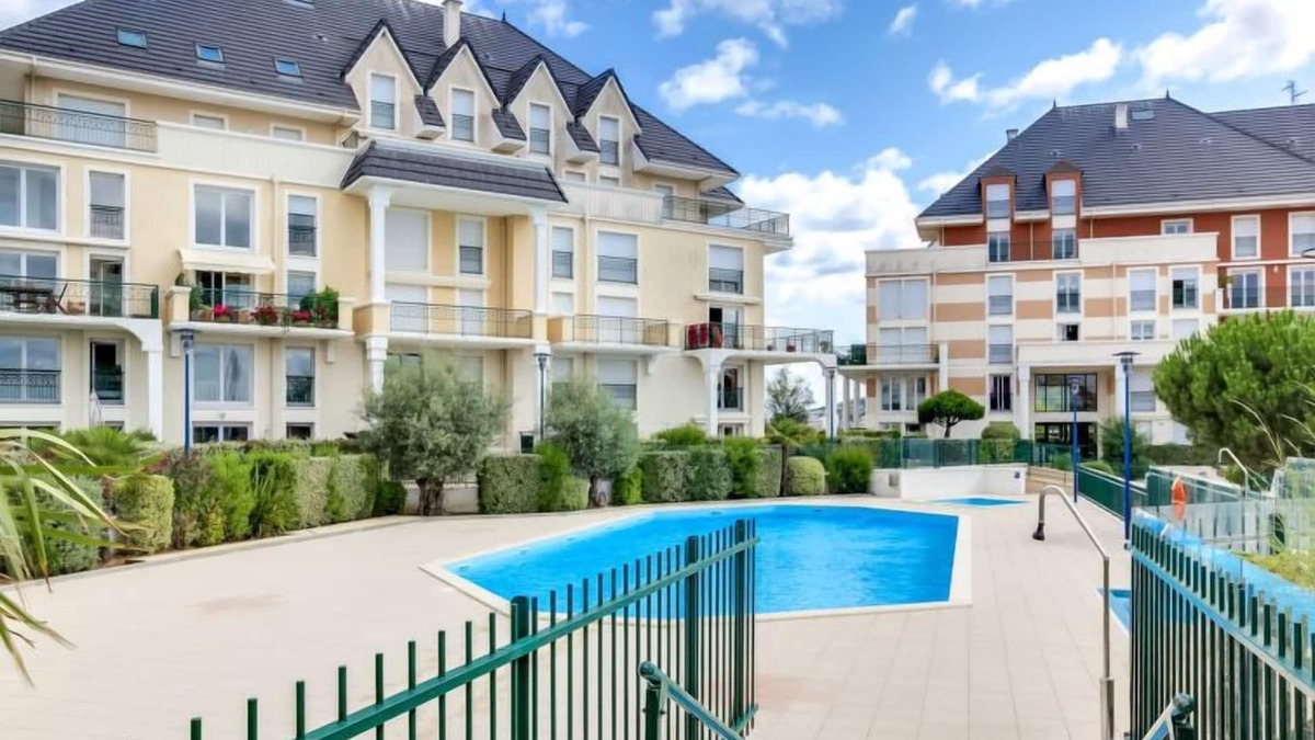 Port Guillaume Apartment | La Presqu'île by Interhome