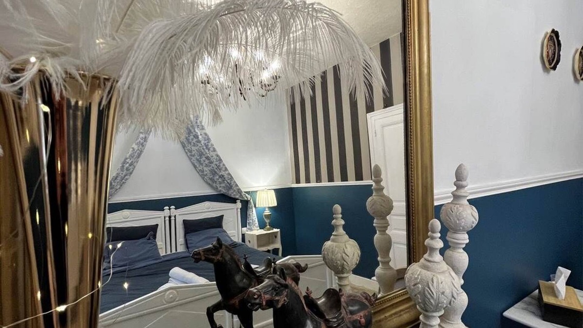 Lorris House | “La Princière” guest room