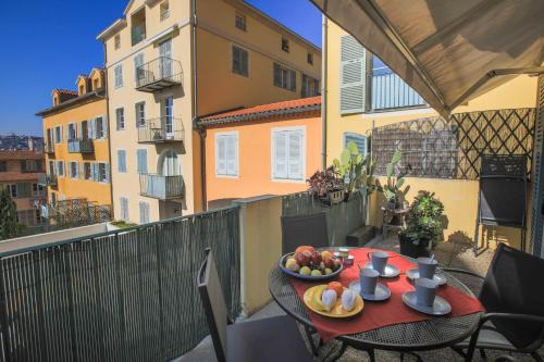 Old Town Apartment | La Providence Nice