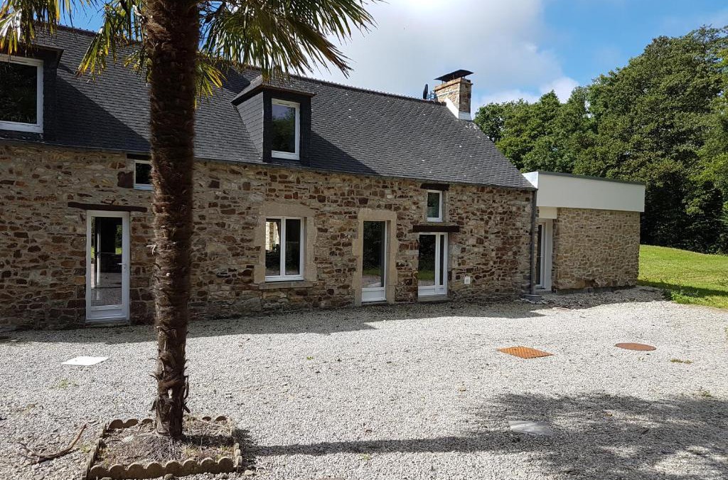 Saint-Pierre-d'Artheglise Apartment | La Puisatière
