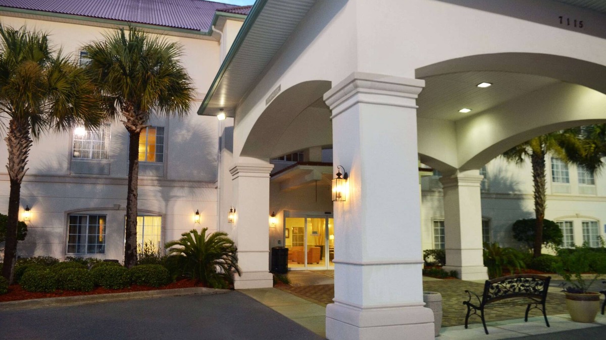 Upper Grand Lagoon Hotel | La Quinta by Wyndham PCB Coastal Palms