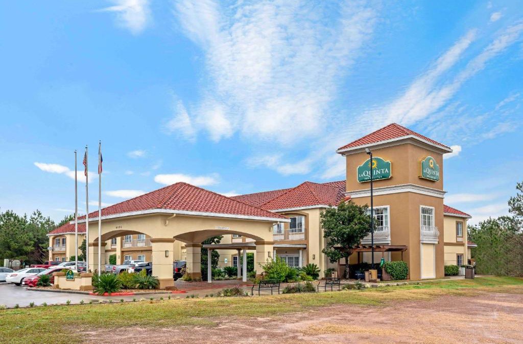 Conroe Hotel | La Quinta by Wyndham Conroe