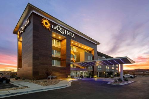 Kingman Hotel | La Quinta by Wyndham Kingman