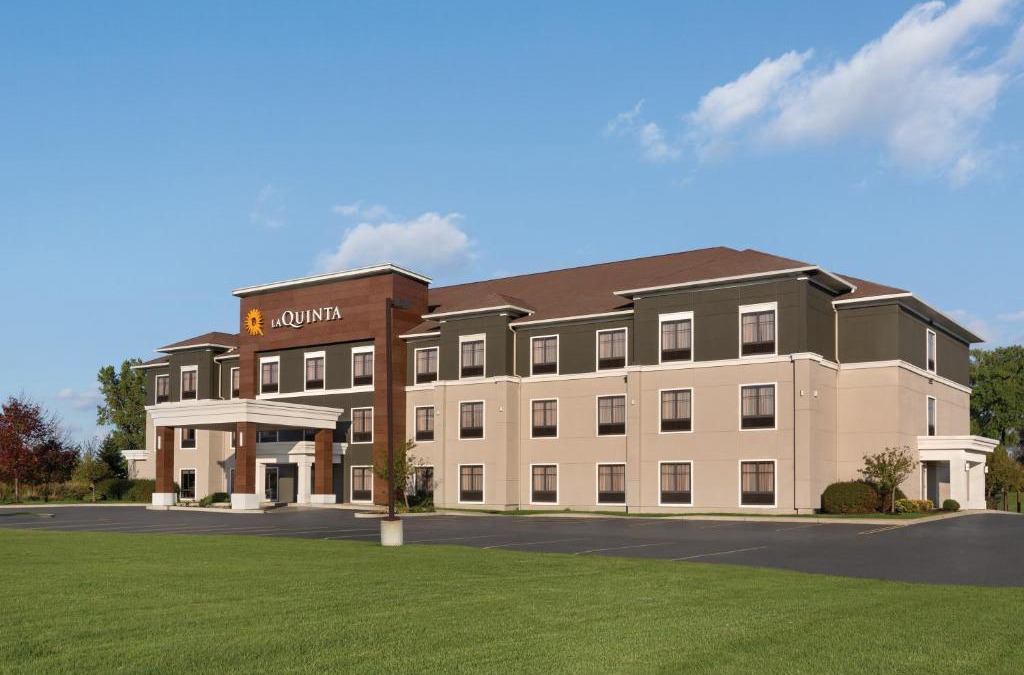 Lackawanna Hotel | La Quinta by Wyndham Lackawanna