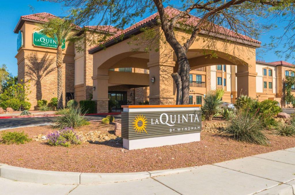 Paradise Hotel | La Quinta by Wyndham Las Vegas Airport South