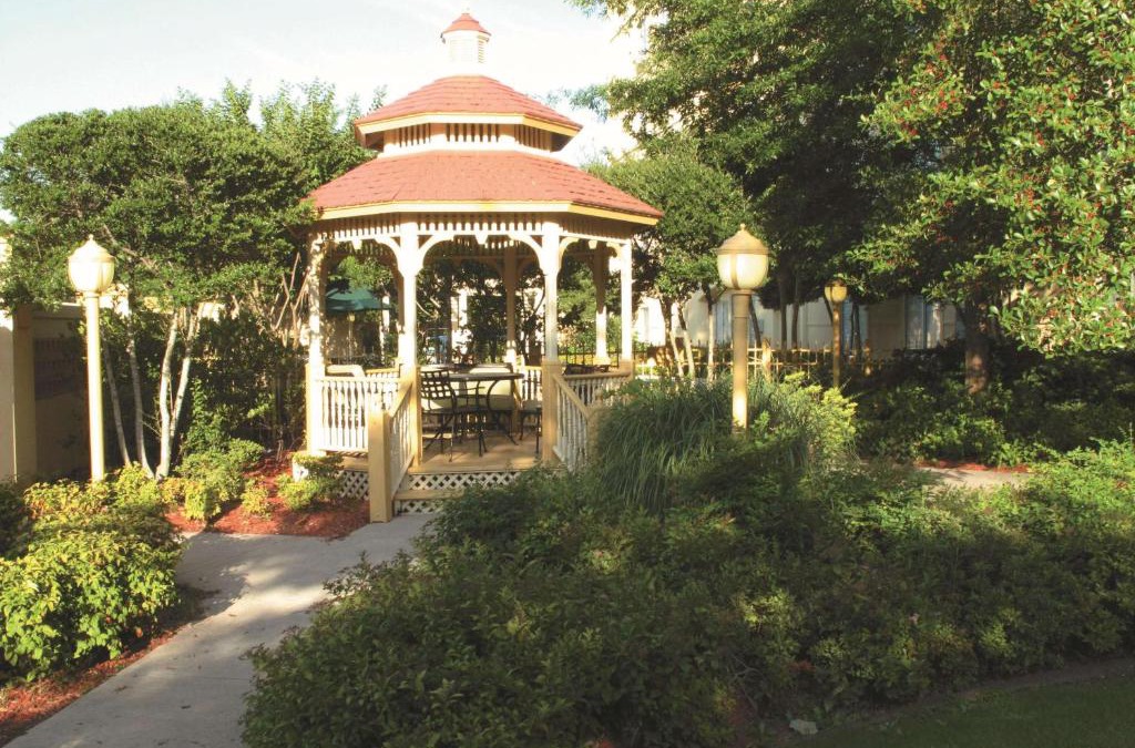 White Station Hotel | La Quinta by Wyndham Memphis Primacy Parkway