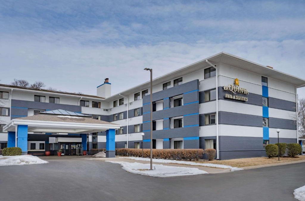 Minnetonka Hotel | La Quinta by Wyndham Minneapolis-Minnetonka